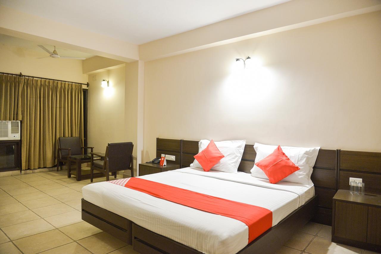 Oyo 15149 Hotel Ajoy Minar Mandarmani Extérieur photo